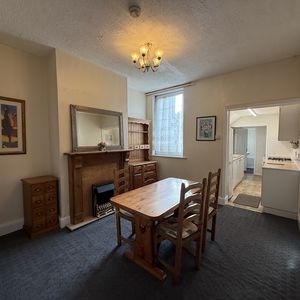 Photo 7- click for photo gallery